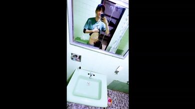 Señora Chichona Chupa a Joven en Baño Public Milf Tetona Big Tits Amateur Mexicana Latina Destroyed Gushing