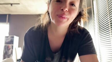 I Destroyed My Stepsister With A Cumshot Blowjob Every Time They Left Us Alone
