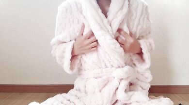 Solo Asian Wife Masturbates Pink Pussy For Self Pleasure In HD