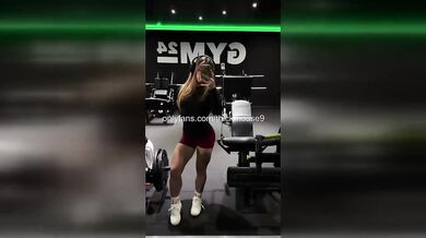 Innocent 18yo Gym Fail Pussy Slip in 4K Viral Mishap