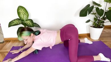 Yoga Free Naked Alt Girl Destroyed Gushing