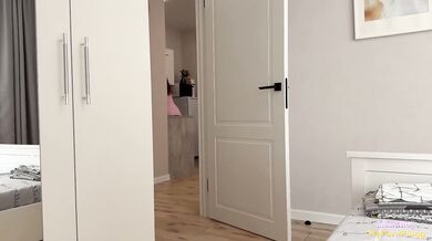 My Stepsister Destroyed Me With a Huge Cumshot in Her Big Ass Bed