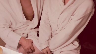 Destroyed Japanese Amateur Cabaret Robe Handjob and Breast Play Gushing