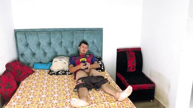 Big Ass Latina Madre Caliente Takes My Hot Pussy Gushing