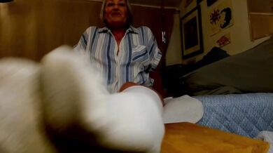 DawnSkye55 Destroyed Mason Gushing Choked Thick and Curvy Stinky White Socks Mature Hot GILF PAWG Solo Foot Amateur