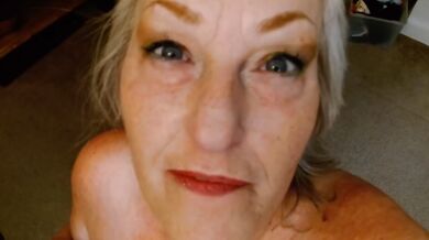 Hairy Mature Giantess In Green Dress And Thigh Highs Mesmerizes Tiny With Gushing Choked From G.O.A.T. DawnSkye