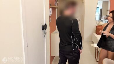 Cuckold Filmed Me Giving It To The Delivery Man And Took Cum In My Ass Brazilian Hotwife