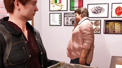 Milf Elena Gushes Big Tits And Ass In Gaming Kiss