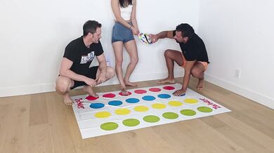 Three People Twister HD Porn Verified Amateurs