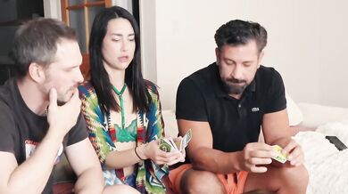HD Porn Verified Amateurs Playing Strip Uno with Isabel Love Destroyed Gushing Choked