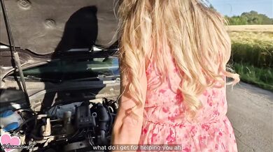 Stranger Caught Girl With Car Breakdown and Helps With Car Repairs for an Ass Fuck