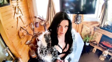 Milf In Tight Leather Pants Destroyed With Sloppy Deeptethroat Blowjob