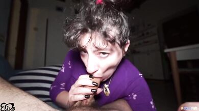 Italian Housewife Pregnant Brunette Gives Him a Handjob and Finger Pussy Play Then Squirts Cum in Mouth