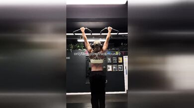 Innocent Gym Thot Stretching Accidental Pussy Flash Viral Livestream Fails