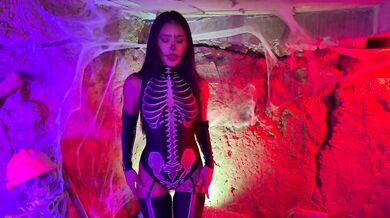 Petite Colombian Halloween masturbation ruined by orgasm squirt solo