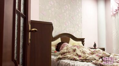 StepMom Shares Bed With Stepson Destroyed By Huge Load In Pussy
