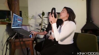 Teacher Wants Petite Brunette With Sexy Legs On Top Cumming Hard To Techno