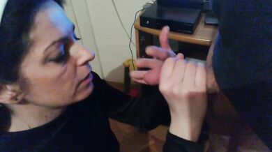 Homemade Sextape Wife on Kitchen Table Hot Mom Face Fucking Amateur Cumshot