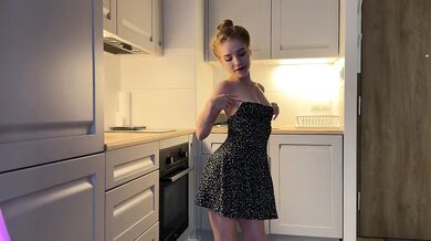 Horny Stepsister Teasing Destroyed Gushing Blonde College Masturbation