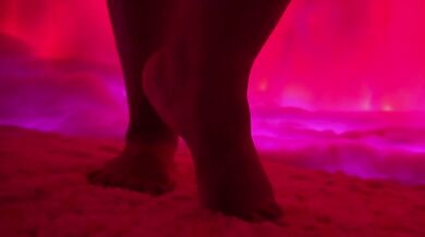 Ebony BBW amateur with big ass g string dance girl masturbating with huge dildo feet missionary colored hair