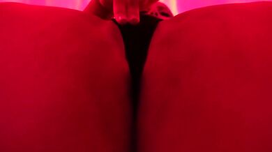 Ebony BBW amateur with big ass g string dance girl masturbating with huge dildo feet missionary colored hair