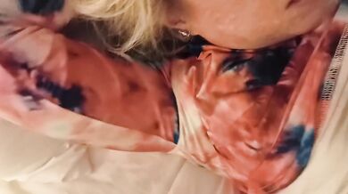 Stepdad Makes Love And Fucks Stepdaughter Hard Until She Cums On His Dick And He Explodes Cum In Her Pussy
