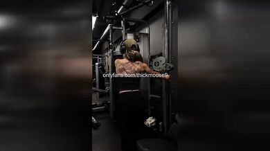 Skylar Mae Destroyed On TikTok Live Accidental Anal Leak Shutdown