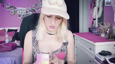 exclusive POV smashed dildo toy gushed solo female amateur sex shop