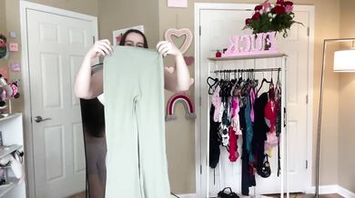 Gym Girl Try On Haul Destroyed By Tight Slutty Sets Big Natural Tits