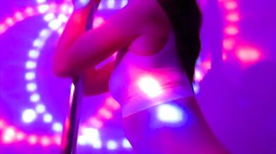 Exclusive Brunette Babe Cam Strips For Masturbation Play