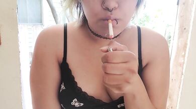 Public Chubby Latina Smoking Outside With Natural Tits Flashing