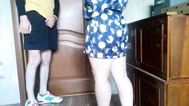 Pizza Delivery Guy Destroyed By Russian BBW MILF Handjob Cumshot
