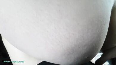 Husband and Wife Got Too Horny to Wait So We Fucked in the Car with Big Tits and Big Dick