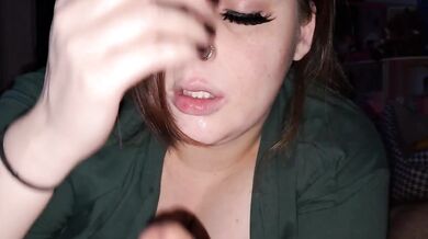 Amateur BBW MILF Begging To Get Pregnant While Sucking Dick