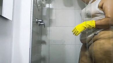 Hot MILF Maid With Enormous Ass Destroyed By Real Orgasm POV