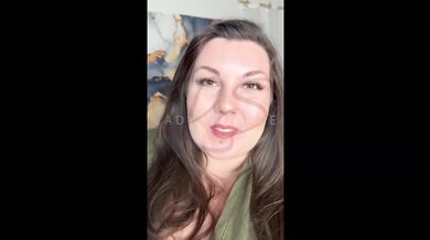 Old Fling Grows Into Massive SSBBW Video Chat Fat Girl Weight Gain