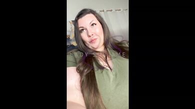 Old Fling Grows Into Massive SSBBW Video Chat Fat Girl Weight Gain