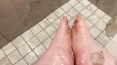 Sugar Dandy Destroyed My Dirty Feet in Public Shower with Soapy Gushing