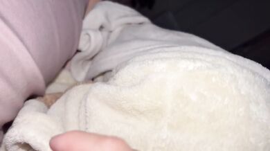 Japanese Wife Amateur Morning Handjob Destroyed Bedroom