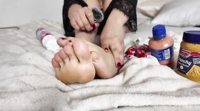 Blonde Latina Messy Feet Soles Peanut Butter Food Play And Licking Sounds