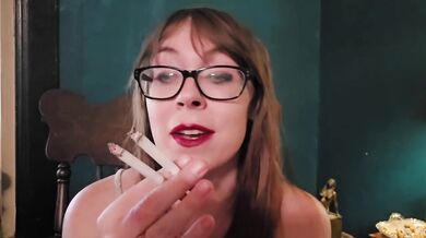 Brunette Glasses Smoking Milf Destroyed By Multiple Cigarettes Amateur