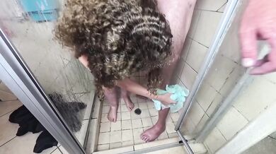 Amateur MILF Getting Destroyed Doggy Style In Shower After Blowjob Creampie