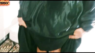 Ilove getting fucked in the pussy and ass while wearing a hjiab