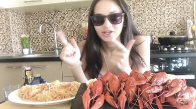 Mukbang and Answering your questions HD Pornstar