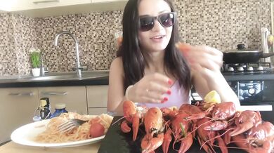 Mukbang and Answering your questions HD Pornstar