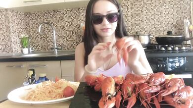 Mukbang and Answering your questions HD Pornstar