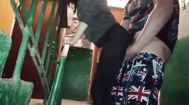Risky Public Blowjob Double Sloppy Gushing Treason Friend Leggings Leak Entrance