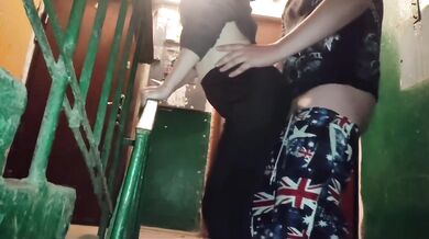 Risky Public Blowjob Double Sloppy Gushing Treason Friend Leggings Leak Entrance