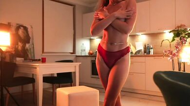 AlexandraShock Dances for Ultimate Big Ass Cum