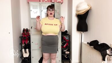 Same Cup Different Size Bra Math Explained Why Cup Sizes Make No Sense Without Band Size